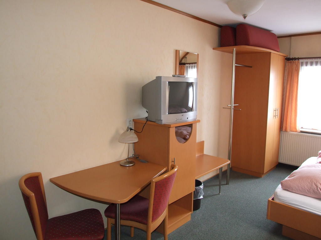 Gaestehaus Palmengarten Neurenberg Kamer foto